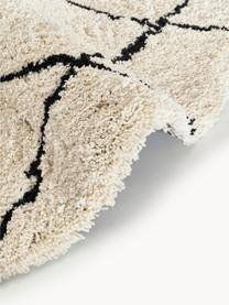 Alfombra redonda artesanal de pelo largo Naima, Parte superior: 100% poliéster, Reverso: 100% algodón El material , Beige, negro, Ø 120 cm (Tamaño S)