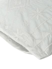 Funda de almohada bordada de algodón Elaine, 100% algodón

Densidad de hilo 140 TC, calidad estándar

El algodón da una sensación agradable y suave en la piel, absorbe bien la humedad y es adecuado para personas alérgicas, Blanco estampado, An 45 x L 85 cm
