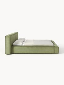 Letto imbottito in velluto a coste Lennon, Rivestimento: velluto a coste (98% poli, Struttura: legno di pino massiccio, , Piedini: legno, plastica Questo pr, Velluto a coste verde oliva, Larg. 208 x Lung. 243 cm (superfice 140 x 200 cm)