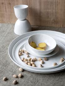 Platos llanos con superficie irregular Porcelino, 4 uds., Porcelana con forma intencionalmente desigual, Blanco, Ø 27 cm