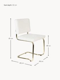 Silla cantilever de borreguillo Kink, Tapizado: borreguillo (100% poliést, Estructura: metal recubierto, Borreguillo blanco, latón, An 48 x F 48 cm