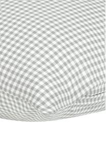 Karierte Baumwoll-Kopfkissenbezüge Scotty in Grau/Weiß, 2 Stück, 100% Baumwolle

Fadendichte 118 TC, Standard Qualität

Bettwäsche aus Baumwolle fühlt sich auf der Haut angenehm weich an, nimmt Feuchtigkeit gut auf und eignet sich für Allergiker, Hellgrau/Weiß, B 40 x L 80 cm