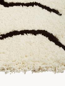 Alfombra artesanal de pelo largo Davin, Parte superior: 100% poliéster-microfibra, Reverso: poliéster reciclado, Blanco crema, negro, An 160 x L 230 cm (Tamaño M)