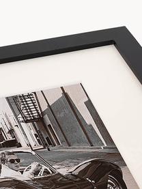 Foto incorniciata di Steve McQueen in his Jaguar, Cornice: legno di faggio, Immagine: stampa digitale su carta,, Nero, bianco latte, Larg. 43 x Alt. 33 cm