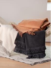 Plyšová deka z bavlny s třásněmi Vienna, 85 % bavlna, 15 % polyakrylát, Oříšková hnědá, Š 150 cm, D 200 cm