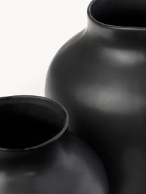 Handgefertigte Vase Latona, H 41 cm, Steingut, Schwarz, matt, Ø 27 x H 41 cm