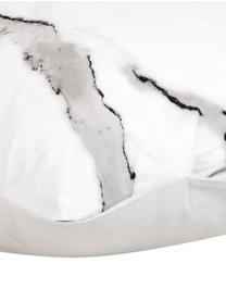 Baumwollperkal-Kissenbezug Malin mit Marmor-Muster, 65 x 65 cm, Webart: Renforcé Fadendichte 200 , Weiss, Grautöne, B 65 x L 65 cm