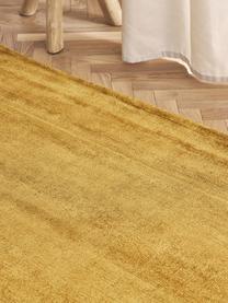 Ručně tkaný viskózový koberec Jane, Žlutá, Š 200 cm, D 300 cm (velikost L)