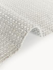 Vlak geweven vloerkleed Ryder met franjes, 100% polyester, GRS-gecertificeerd, Lichtgrijs, wit, B 120 x L 180 cm (maat S)