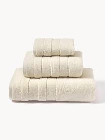 Set 3 asciugamani con bordo rigato Luxe, 100% cotone
Qualità pesante, 600 g/m²

Il materiale utilizzato in questo prodotto è testato per le sostanze nocive e certificato secondo lo STANDARD 100 by OEKO-TEX®, 8135CIT, CITEVE., Bianco latte, Set da 3 (asciugamano ospite, asciugamano e telo bagno)