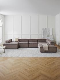 Sofa modułowa ze sztruksu Lennon, Tapicerka: sztruks (92% poliester, 8, Stelaż: lite drewno sosnowe, skle, Nogi: tworzywo sztuczne Ten pro, Taupe sztruks, S 418 x G 269 cm,  lewostronna