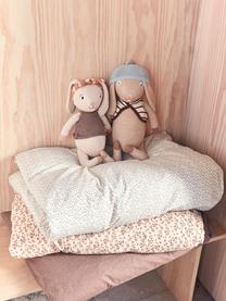 Kinder-Bettwäsche Sirola aus Baumwolle, 100 % Baumwolle

Bettwäsche aus Baumwolle fühlt sich auf der Haut angenehm weich an, nimmt Feuchtigkeit gut auf und eignet sich für Allergiker., Hellbeige, Blau, 100 x 140 cm + 1 Kissen 45 x 40 cm