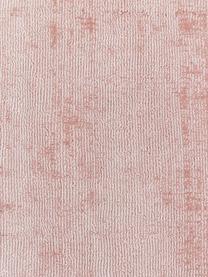 Handgeweven viscose vloerkleed Jane in roze, Bovenzijde: 100% viscose, Onderzijde: 100% katoen, Roze, B 80 x L 150 cm (maat XS)