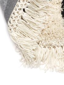 Ručně tkaný nadýchaný koberec s vysokým vlasem a třásněmi Naima, Krémově bílá, černá, Š 300 cm, D 400 cm (velikost XL)