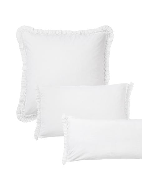 Baumwoll-Kopfkissenbezug Abra mit Fransen, 100 % Baumwolle
Fadendichte 165 TC, Standard Qualität

Bettwäsche aus Baumwolle fühlt sich auf der Haut angenehm weich an, nimmt Feuchtigkeit gut auf und eignet sich für Allergiker.

Durch die Stückfärbung wird der Stoff weich und geschmeidig im Griff, was diese Bettwäsche besonders charmant macht.

Das in diesem Produkt verwendete Material ist schadstoffgeprüft und zertifiziert nach STANDARD 100 by OEKO-TEX® (10817CIT, CITEVE)., Weiß, B 40 x L 80 cm