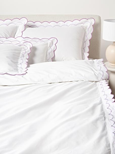 Copripiumino in cotone con volant e orlo ricamato Atina, 100% cotone

Densità dei fili 200 TC, qualità Comfort

La biancheria da letto in cotone è piacevolmente morbida sulla pelle, assorbe bene l'umidità ed è adatta per chi soffre di allergie

Il materiale utilizzato in questo prodotto è stato testato per sostanze nocive e certificato secondo STANDARD 100 by OEKO-TEX® (10817CIT, CITEVE)., Lilla, bianco, Larg. 200 x Lung. 200 cm