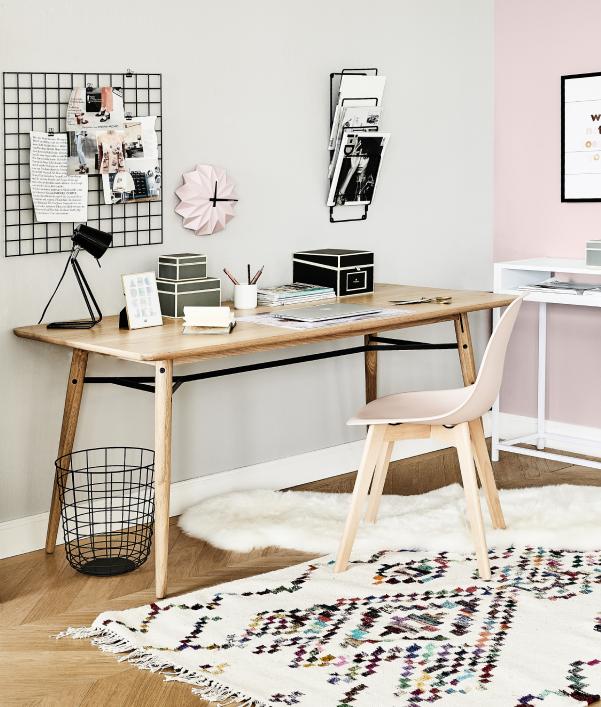 Decoración girlboss