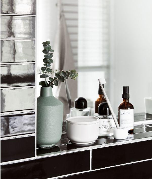 accessoires-salle-de-bain-moderne