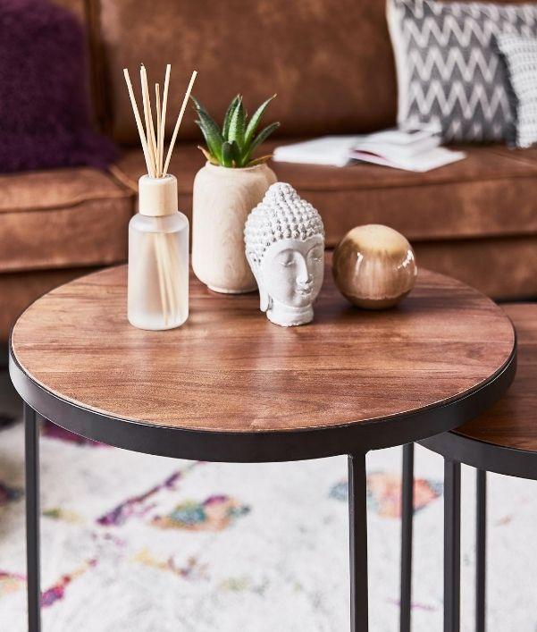 Couchtische aus Holz & Metall