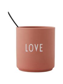 Design Becher Favourite LOVE mit Schriftzug, Fine Bone China (Porzellan)
Fine Bone China ist ein Weichporzellan, das sich besonders durch seinen strahlenden, durchscheinenden Glanz auszeichnet., Terrakotta (Love), Ø 8 x H 9 cm, 250 ml