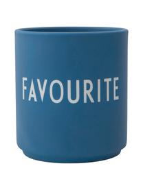 Tazza di design blu senza manico FAVOURITE, Fine Bone China (porcellana)
Fine bone china è una porcellana a pasta morbida particolarmente caratterizzata dalla sua lucentezza radiosa e traslucida, Blu, bianco, Ø 8 x Alt. 9 cm