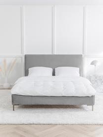 Gestoffeerd fluwelen bed Peace, Bekleding: polyester fluweel, Frame: massief grenenhout, FSC-g, Poten: gepoedercoat metaal, Fluweel lichtgrijs, 140 x 200 cm