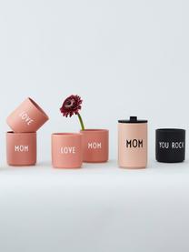 Designový pohárek s nápisem Favourite YOU ROCK, Kostní porcelán Fine Bone China
Fine Bone China je jemný porcelán, který se vyznačuje zejména svým zářivým, průsvitným leskem., Černá (You rock), Ø 8 x V 9 cm, 250 ml