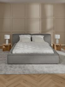 Letto imbottito in velluto a coste Lennon, Rivestimento: velluto a coste (98% poli, Struttura: legno di pino massiccio c, Piedini: legno certificato FSC, pl, Velluto a coste grigio, Larg. 140 x Lung. 200 cm
