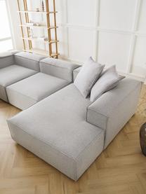 Divano angolare componibile Lennon, Rivestimento: 100% poliestere Con 115.0, Struttura: legno di pino massiccio, , Piedini: plastica, Tessuto grigio chiaro, Larg. 327 x Prof. 180 cm, chaise-longue a destra