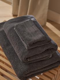 Lot de serviettes de bain en coton bio Premium, 3 élém., 100 % coton bio certifié GOTS (par GCL International, GCL-300517)
Qualité supérieure 600 g/m², Anthracite, Lot de différentes tailles