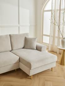 Divano letto angolare 3 posti in velluto con contenitore Moghan, Rivestimento: 100% velluto di poliester, Struttura: legno di pino massiccio, , Piedini: metallo rivestito, Velluto beige, ottonato, Larg. 241 x Prof. 145 cm, chaise-longue a destra