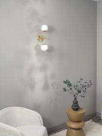 Große Wandleuchte Beth aus Opalglas, Gestell: Metall, vermessingt, Weiß, Messingfarben, T 20 x H 45 cm