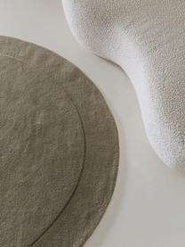 Ręcznie tkany dywan z wełny Shape, 100% wełna

Włókna dywanów wełnianych mogą nieznacznie rozluźniać się w pierwszych tygodniach użytkowania, co ustępuje po pewnym czasie, Oliwkowy zielony, Ø 200 cm (Rozmiar L)