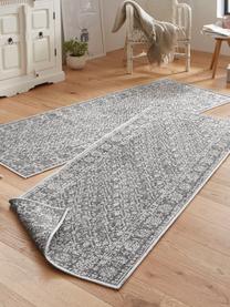 In- & Outdoor-Wendeläufer Curacao, 100 % Polypropylen

Das in diesem Produkt verwendete Material ist schadstoffgeprüft und zertifiziert nach STANDARD 100 by OEKO-TEX®1803035, Centexbel., Grau, B 80 x L 250 cm