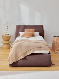 Eenpersoonsbed Cloud, Bekleding: fijn gestructureerde gewe, Poten: gelakt hout Het materiaal, Geweven stof wijnrood, B 90 x L 200 cm