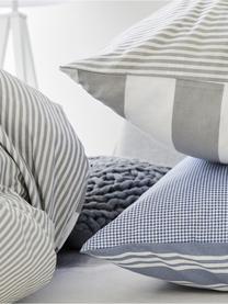 Pruhovaná obojstranná bavlnená posteľná bielizeň Lorena, Biela, svetlosivá, 200 x 200 cm + 2 vankúše 80 x 80 cm
