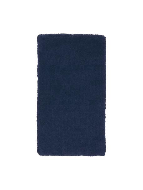 Fluffy hoogpolig vloerkleed Leighton in donkerblauw, Onderzijde: 70% polyester, 30% katoen, Donkerblauw, B 80 x L 150 cm (maat XS)