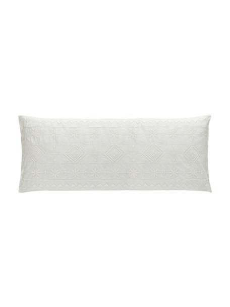 Funda de almohada bordada de algodón Elaine, 100% algodón

Densidad de hilo 140 TC, calidad estándar

El algodón da una sensación agradable y suave en la piel, absorbe bien la humedad y es adecuado para personas alérgicas, Blanco estampado, An 45 x L 110 cm