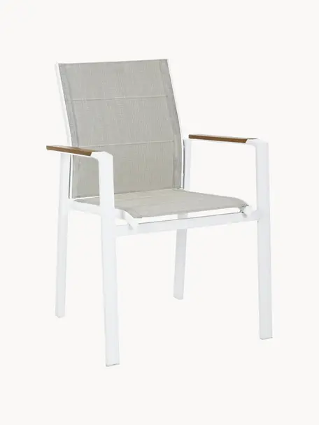 Silla con reposabrazos de jardín Kubik, Tapizado: tela, Estructura: aluminio, con pintura en , Reposabrazos: madera, Greige, blanco, An 57 x L 62 cm