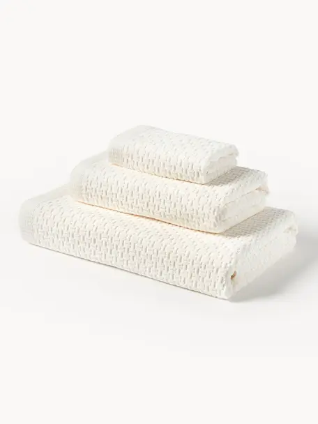 Set 3 asciugamani Niam, 100% cotone
Qualità media, 500 g/m²

Il materiale utilizzato in questo prodotto è testato per le sostanze nocive e certificato secondo lo STANDARD 100 by OEKO-TEX®, 8135CIT, CITEVE., Bianco crema, Set da 3 (asciugamano ospite, asciugamano e telo bagno)