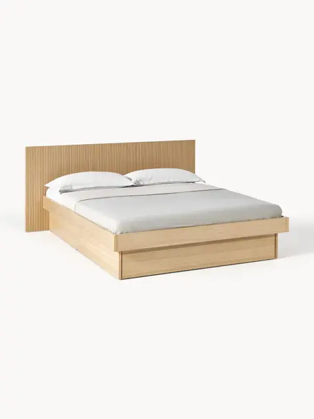 Dřevěná postel s úložným prostorem a čelem Sato, Dřevo, Š 140 cm, D 200 cm