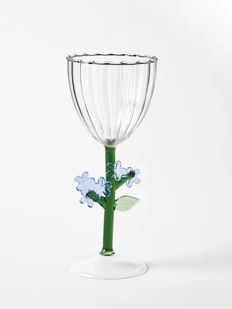 Handgefertigte Weingläser Botanica, 6er-Set, Borosilikatglas

Entdecke die Vielseitigkeit von Borosilikatglas für Dein Zuhause! Borosilikatglas ist ein hochwertiges, zuverlässiges und robustes Material. Es zeichnet sich durch seine aussergewöhnliche Hitzebeständigkeit aus und ist daher ideal für Deinen heissen Tee oder Kaffee. Im Vergleich zu herkömmlichem Glas ist Borosilikatglas widerstandsfähiger gegen Brüche und Risse und somit ein sicherer Begleiter in Deinem Zuhause., Transparent, Grün, Ø 9 x H 20 cm, 280 ml