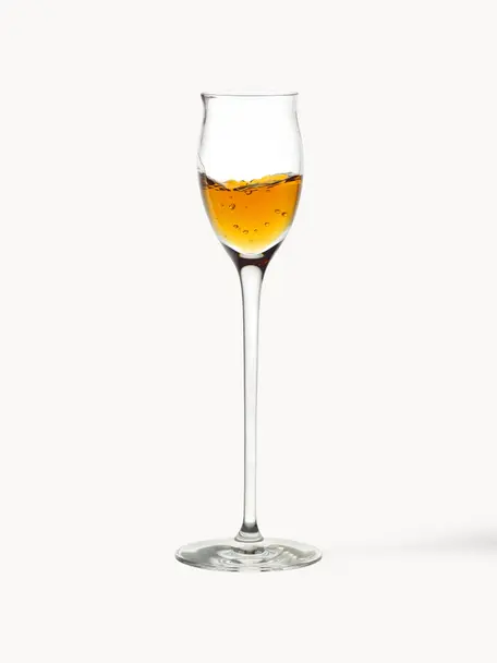 Copas de licor de cristal Quatrophil, 6 uds., Cristal 

¡Trae el brillo del cristal a tu mesa de comedor! El cristal es excepcionalmente transparente y pesado, lo que significa que se siente valioso y al mismo tiempo tiene un buen aspecto. Además, los delicados cortes hacen de cada pieza un detalle especial, práctico y bonito., Transparente, Ø 6 x Al 20 cm, 65 ml