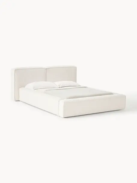 Letto imbottito in bouclé Lennon, Rivestimento: bouclé (80% poliestere, 2, Rivestimento: schiuma, certificata Cert, Struttura: legno di pino massiccio, , Piedini: legno, plastica Questo pr, Bouclé bianco latte, Larg. 208 x Lung. 243 cm (superfice 140 x 200 cm)