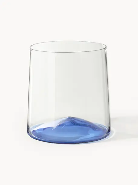 Vasos de agua soplados Hadley, 4 uds., Vidrio de borosilicato soplado

¡Descubre la versatilidad de la vajilla de vidrio borosilicato para tu hogar! 
El vidrio de borosilicato es un material de alta calidad, fiable y resistente. Se caracteriza por su excepcional resistencia al calor y, por tanto, puede soportar temperaturas extremas. Por tanto, es especialmente adecuado para bebidas calientes. En comparación con el vidrio tradicional, el vidrio de borosilicato es más resistente a roturas y grietas debido a su composición y estructura., Transparente, azul, Ø 9 x Al 10 cm, 400 ml