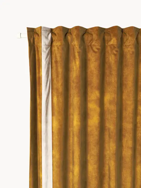 Cortinas oscurecedoras de terciopelo premium con multibanda Carlie, 2 uds., 100% terciopelo de poliéster

El material utilizado en este producto ha sido probado contra sustancias nocivas y certificado según STANDARD 100 por OEKO-TEX®, 22.0.40244., tonos de naranja, beige claro, An 140 x L 260 cm