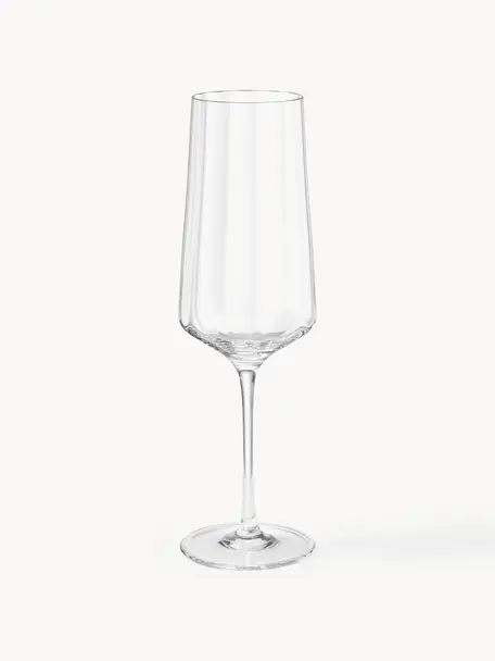 Copas flauta de champán de cristal con relieves Bernadotte, 6 uds., Cristal 

¡Trae el brillo del cristal a tu mesa de comedor! El cristal es excepcionalmente transparente y pesado, lo que significa que se siente valioso y al mismo tiempo tiene un buen aspecto. Además, los delicados cortes hacen de cada pieza un detalle especial, práctico y bonito., Transparente, Ø 7 x Al 22 cm, 270 ml