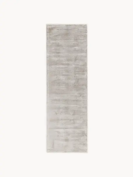 Alfombra corredor artesanal de viscosa Jane, Parte superior: 100% viscosa, Reverso: 100% algodón El material , Gris claro, An 80 x L 200 cm