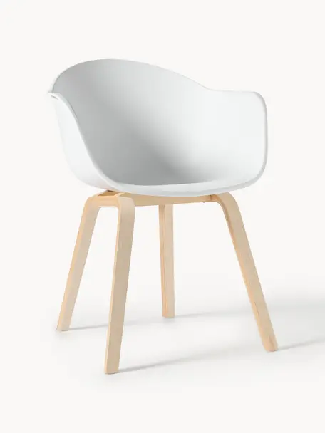 Silla con reposabrazos de plástico Claire, Asiento: plástico, Patas: madera con chapado en mad, Blanco, madera de haya, An 60 x F 54 cm