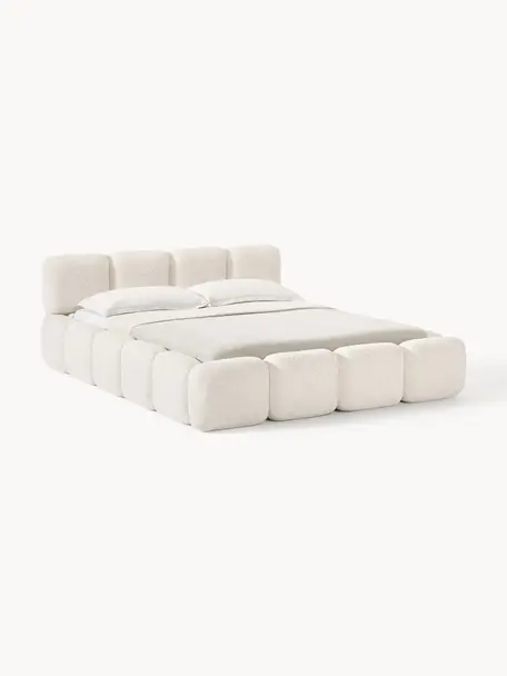 Cama tapizada de boreguillo bouclé Tayla, con espacio de almacenamiento, Tapizado: borreguillo bouclé (100% , Tapizado: espuma, certificado Certi, Estructura: madera maciza de abeto, t, Patas: madera de abedul Este pro, Borreguillo bouclé blanco Off White, An 140 x L 200 cm